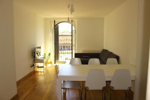 Aloha Apartamentos Памплона Экстерьер фото