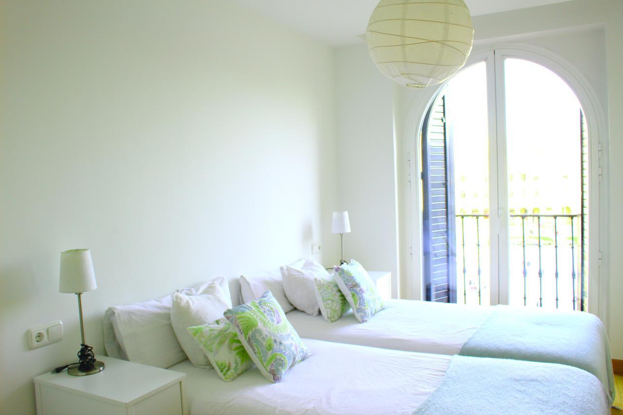 Aloha Apartamentos Памплона Экстерьер фото