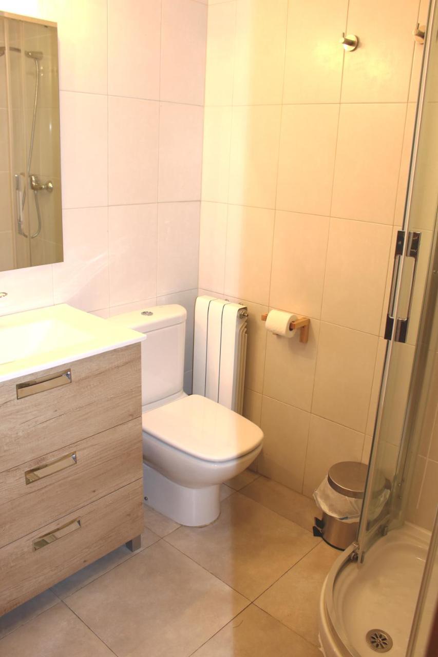 Aloha Apartamentos Памплона Экстерьер фото